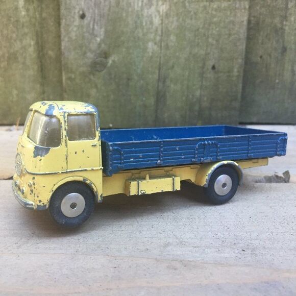 Vintage 1957 Corgi Toys ERF Model 44 G Flatbed Truck G - Picture 1 of 6